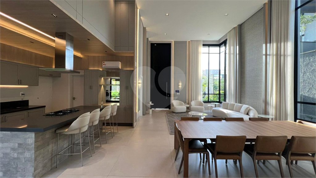 Casa à venda com 3 suítes no condomínio Villa Jardim, Cuiabá - MT