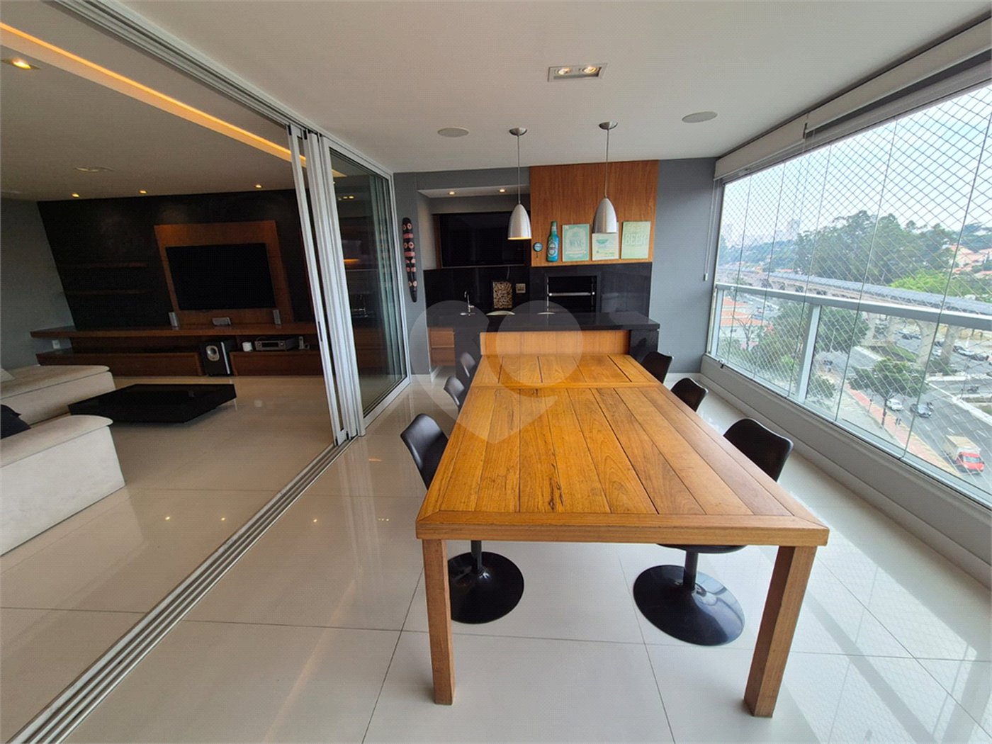 Apartamento à venda com 3 suítes em Campo Belo, São Paulo, SP