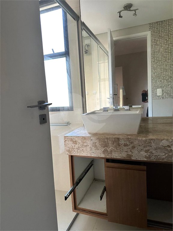 Apartamento à venda com 2 suítes em Vila Andrade, São Paulo, SP