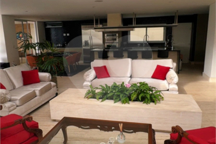 Casa à venda com 4 suítes no condomínio Villaggio Houda, São Paulo - SP