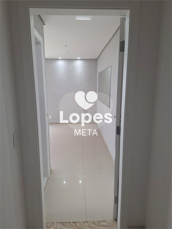 Apartamento à venda com 3 quartos, sendo 1 suíte, em Vila Industrial, São José dos Campos, SP