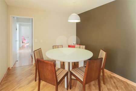Apartamento à venda com 3 quartos, sendo 1 suíte, em Brooklin, São Paulo, SP