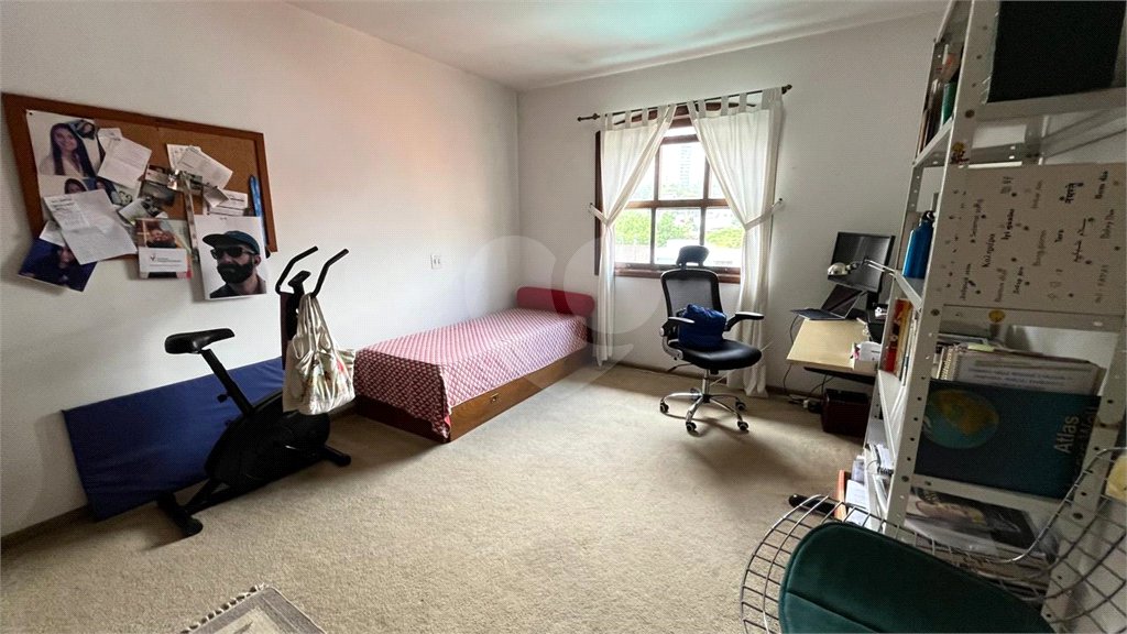 Casa à venda com 4 quartos, sendo 2 suítes, em Lar São Paulo, São Paulo, SP