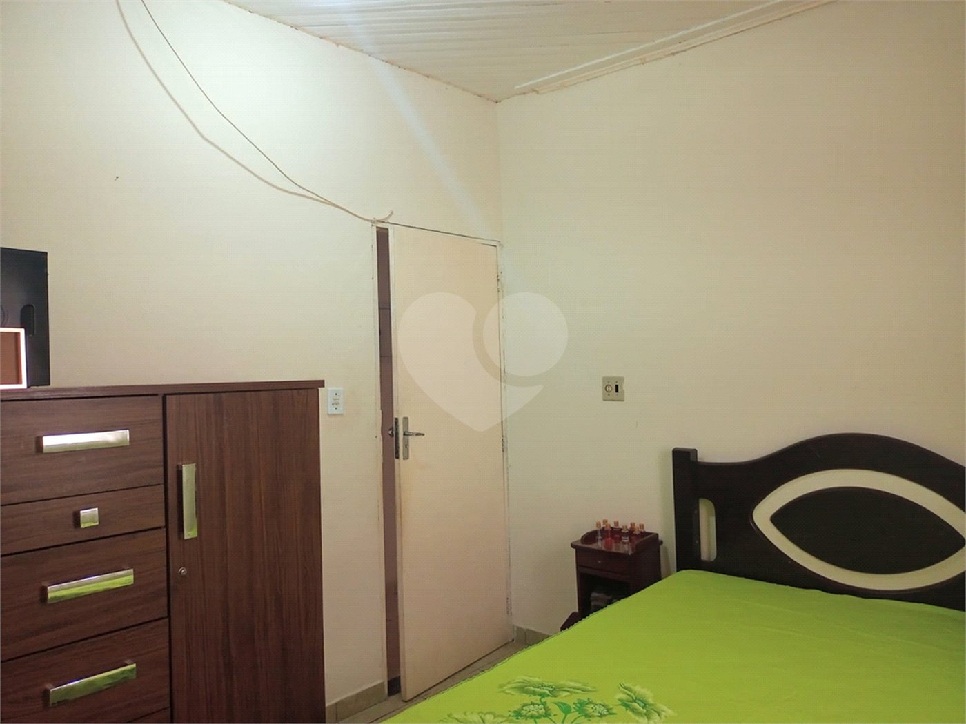 Casa à venda com 3 quartos, sendo 1 suíte, em Vila Regina, Itapetininga, SP