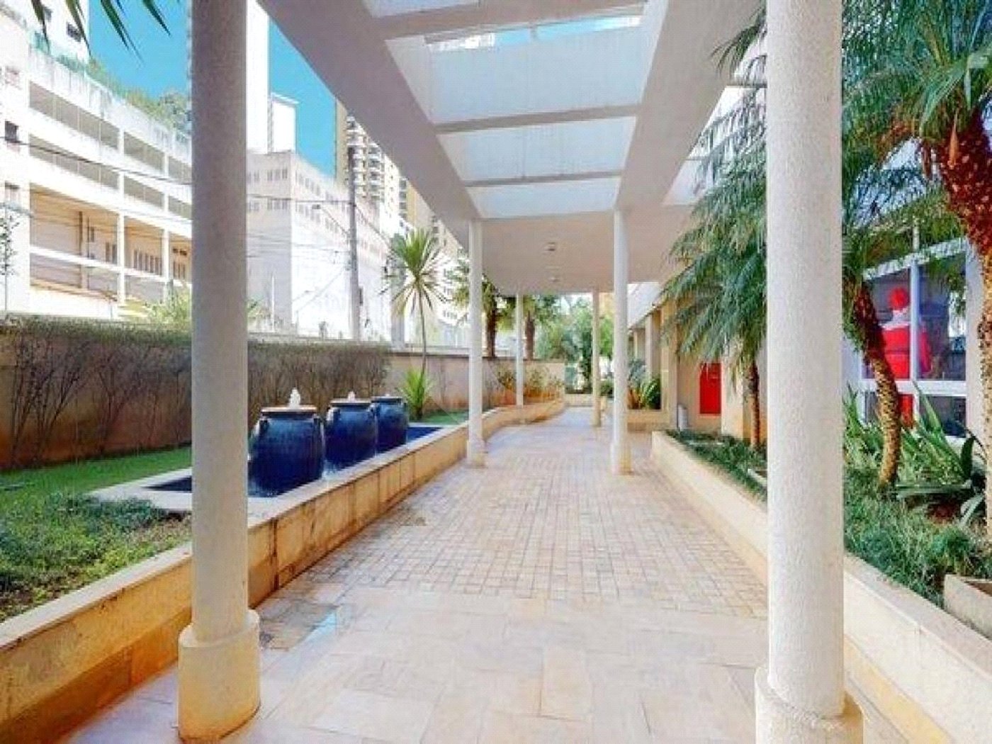 Apartamento à venda com 3 suítes em Vila Suzana, São Paulo, SP