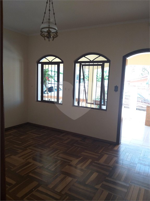 Casa à venda com 3 quartos, sendo 1 suíte,  em Santa Rosa, Vinhedo, SP