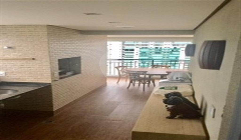 Apartamento à venda com 3 suítes em Campo Belo, São Paulo, SP
