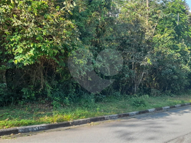 Terreno à venda no condomínio Alpes da Cantareira, Mairiporã - SP