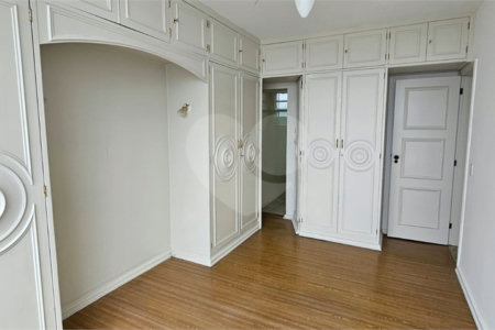 Apartamento à venda com 4 quartos, sendo 1 suíte, em Tijuca, Rio de Janeiro, RJ