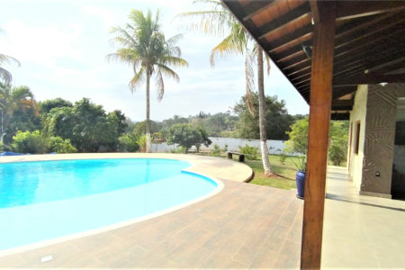 Chácara à venda com 6 quartos, sendo 4 suítes,  em Pinheirinho, Vinhedo, SP