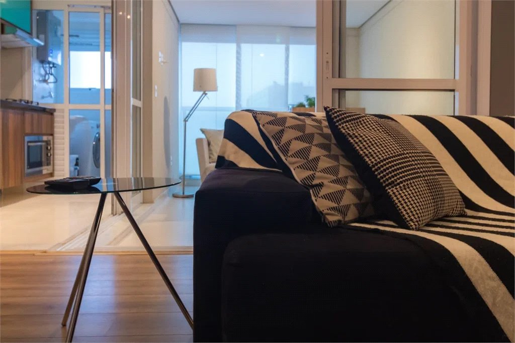 Apartamento à venda com 2 quartos, sendo 1 suíte,  em Vila Gertrudes, São Paulo, SP