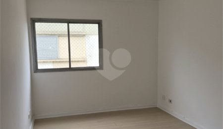 Apartamento à venda com 3 quartos, sendo 1 suíte,  em Santana, São Paulo, SP