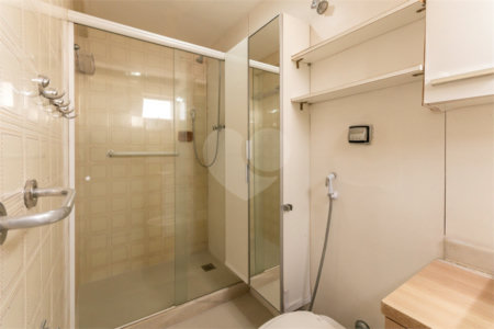 Apartamento à venda com 2 quartos, sendo 1 suíte,  em Tijuca, Rio de Janeiro, RJ