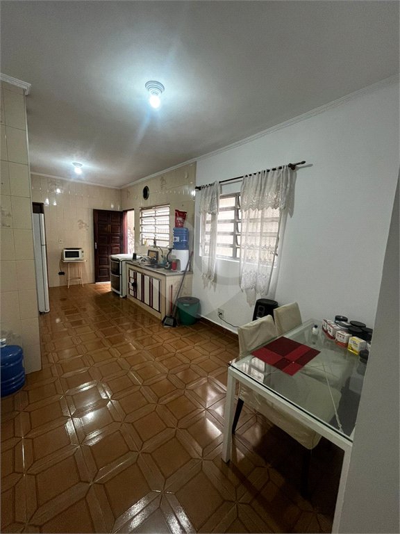 Sobrado à venda com 3 quartos em Tremembé, São Paulo, SP