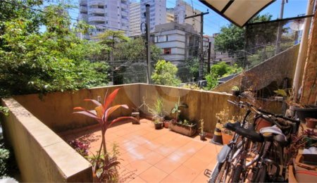 Sobrado à venda com 3 quartos em Perdizes, São Paulo, SP