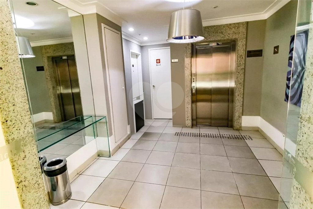 Apartamento à venda com 3 quartos, sendo 1 suíte,  em Lar São Paulo, São Paulo, SP