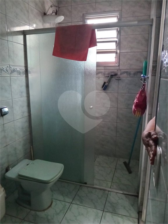 Sobrado à venda com 4 quartos, sendo 1 suíte,  em Furnas, São Paulo, SP