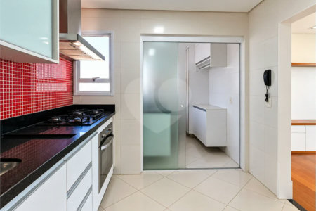 Apartamento de 103 m² no Jardim do Mar, com 3 dormitórios, 1 suíte, varanda gourmet, armários, 2 vagas e condomínio com lazer completo.