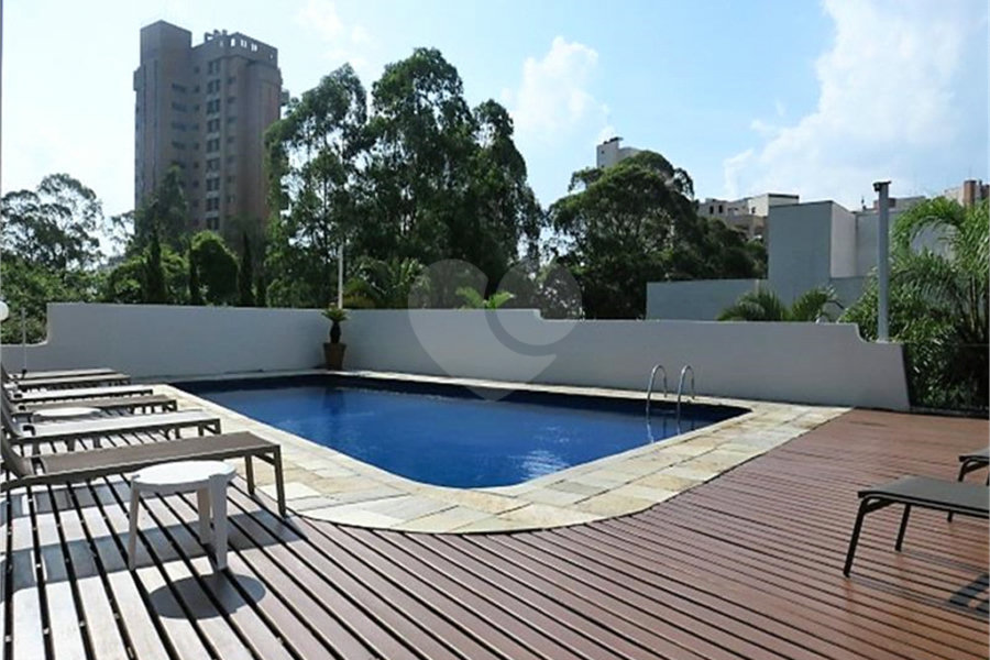 Apartamento à venda ou para alugar com 3 suítes em Morumbi, São Paulo, SP