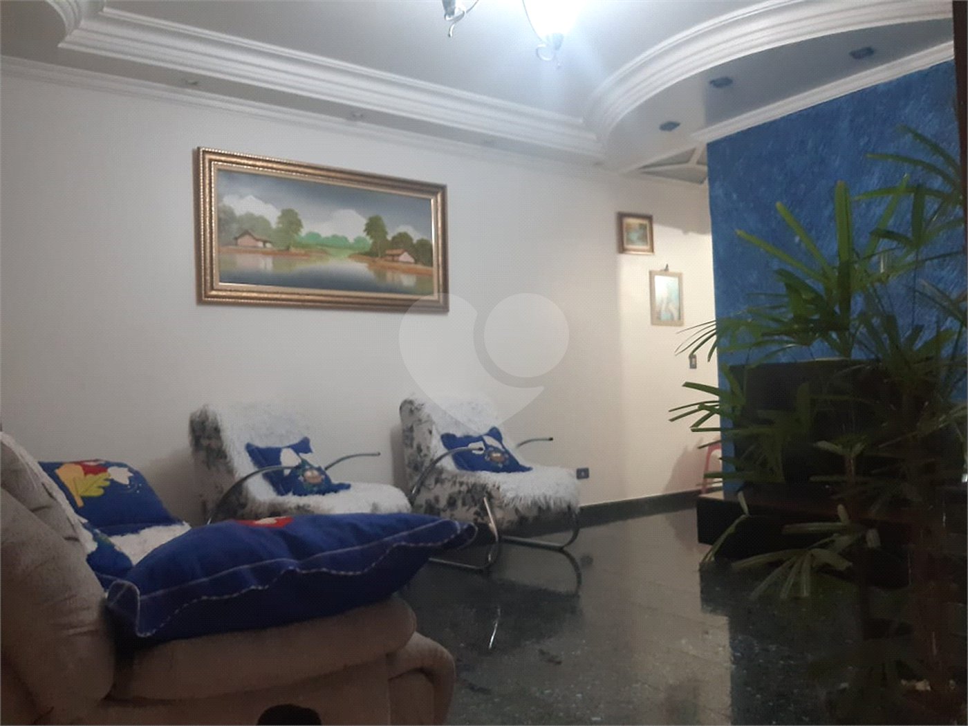 Sobrado à venda com 5 quartos, sendo 3 suítes, em Horto, São Paulo, SP