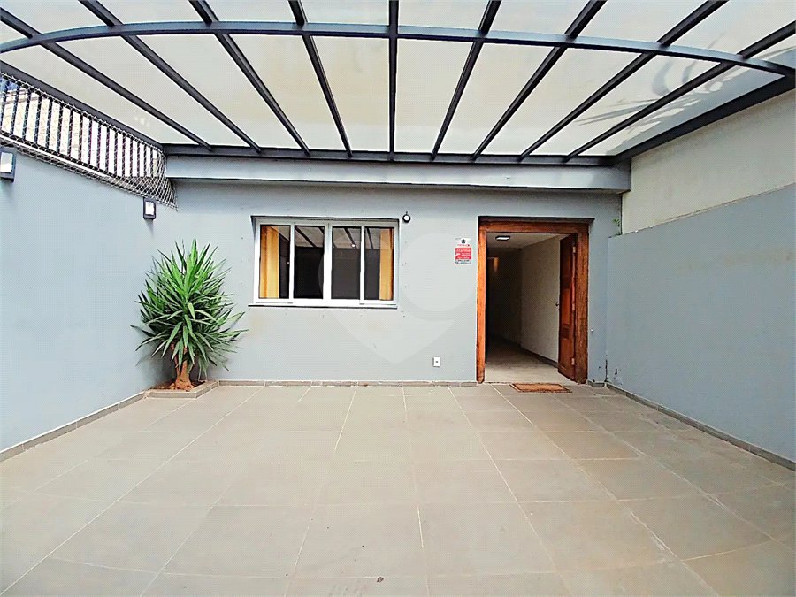 Sobrado à venda com 3 quartos, sendo 1 suíte, em Brooklin, São Paulo, SP