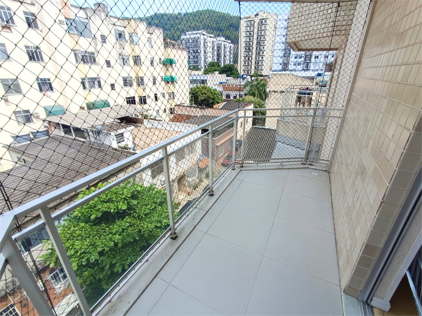 Apartamento à venda com 3 quartos, sendo 1 suíte, em Vila Isabel, Rio de Janeiro, RJ