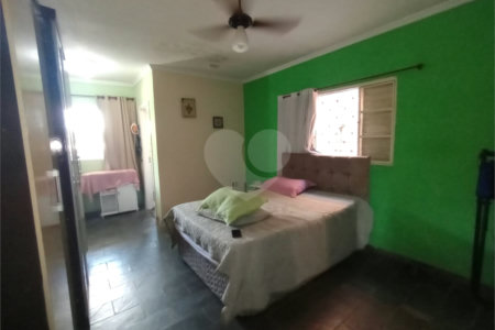Casa à venda com 4 quartos, sendo 1 suíte, em Jardim Maricota, Itapetininga, SP