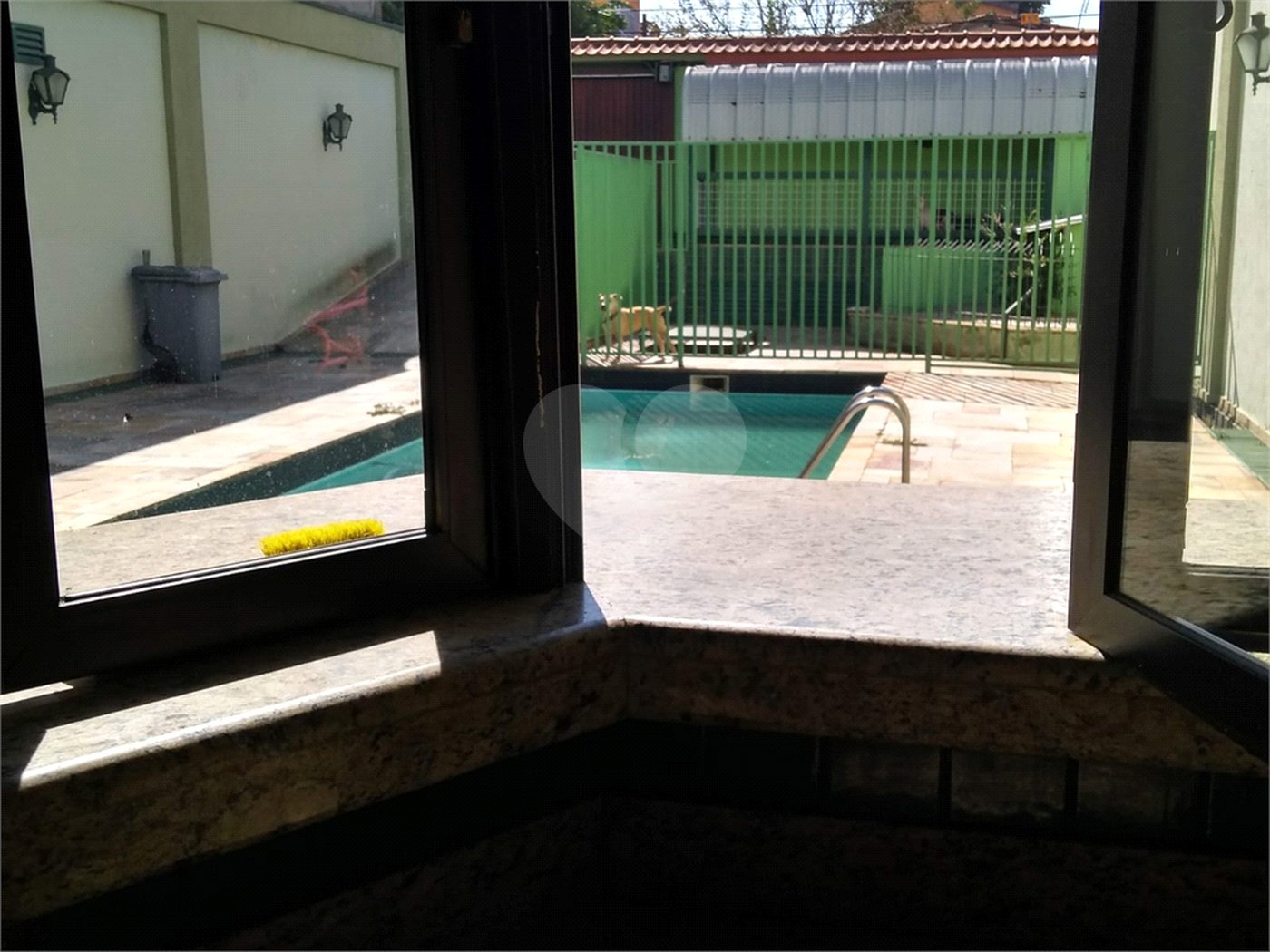 Casa à venda com 6 quartos, sendo 2 suítes,  em Jardim Leocádia, Sorocaba, SP