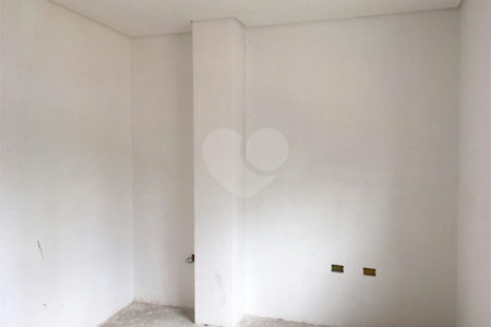 Casa à venda com 4 quartos, sendo 3 suítes,  em Vila Monumento, São Paulo, SP