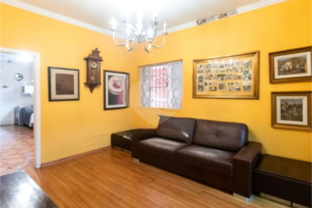 Casa à venda com 3 quartos, sendo 1 suíte, em Alto da Lapa, São Paulo, SP