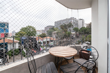 Apartamento à venda com 3 quartos, sendo 1 suíte, em Vila Madalena, São Paulo, SP