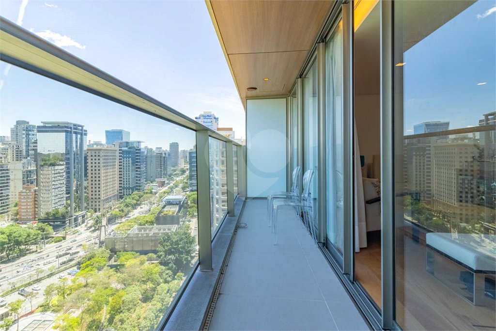 Apartamento à venda ou para alugar com 1 quarto em Vila Olímpia, São Paulo, SP