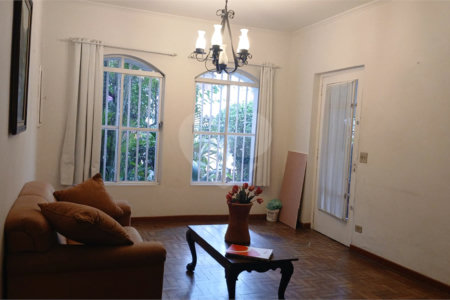 Casa à venda com 3 quartos, sendo 1 suíte, em Brooklin, São Paulo, SP
