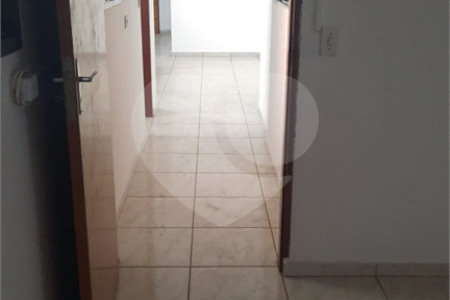 Sobrado à venda com 4 quartos, sendo 1 suíte, em Jardim Hubert, Indaiatuba, SP