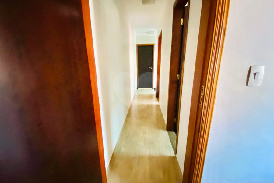 Sobrado à venda com 3 quartos, sendo 1 suíte, em Tremembé, São Paulo, SP