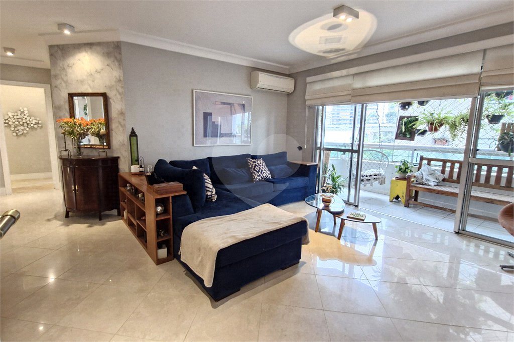 Apartamento à venda com 3 suítes em Brooklin, São Paulo, SP