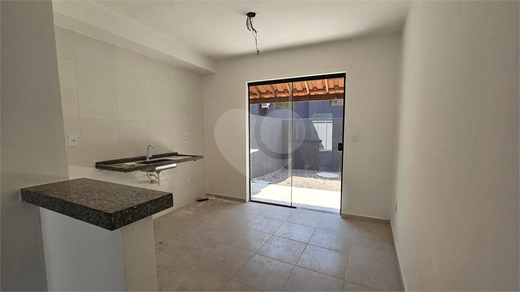 Casa à venda com 2 quartos no condomínio Residencial Mirella, Rio de Janeiro - RJ