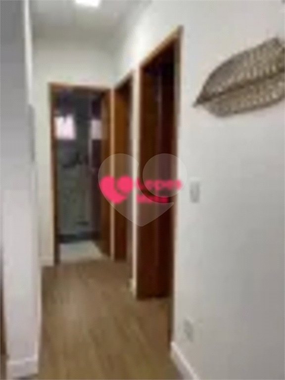 Apartamento à venda com 2 quartos em Vila São Benedito, São José dos Campos, SP