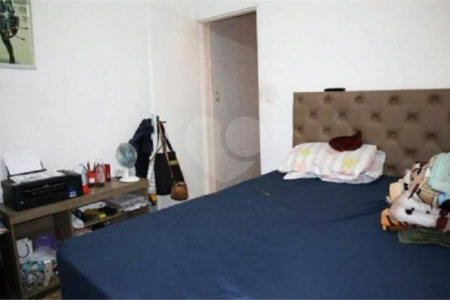 Casa à venda com 3 quartos, sendo 1 suíte,  em Vila Nova Carolina, São Paulo, SP