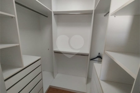 Apartamento à venda com 3 quartos, sendo 1 suíte,  no Centro, São Bernardo do Campo, SP
