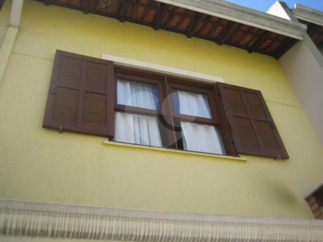 Sobrado à venda com 3 quartos, sendo 1 suíte,  em Vila Ester (zona Norte), São Paulo, SP