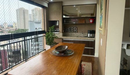 Apartamento à venda com 3 suítes em Vila Suzana, São Paulo, SP