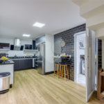 Casa à venda com 4 quartos, sendo 2 suítes, no condomínio Residencial Vila Lagos, São Paulo - SP