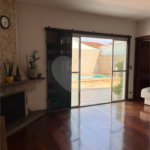 Casa Térrea à venda com 3 quartos, sendo 1 suíte,  em Socorro, São Paulo, SP