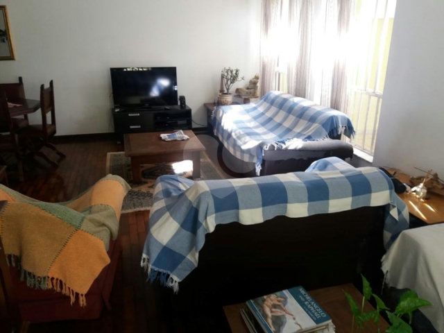 Sobrado à venda com 4 quartos, sendo 1 suíte,  em Brooklin, São Paulo, SP