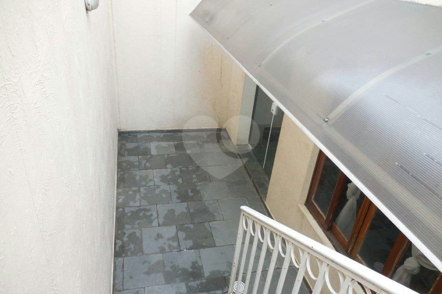 Casa à venda com 3 quartos, sendo 1 suíte, no condomínio Residencial Morada do Horto, São Paulo - SP