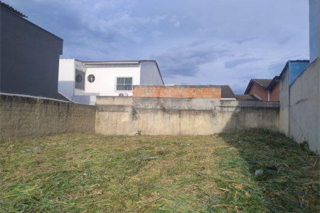 Terreno à venda no condomínio Mirela, Rio de Janeiro - RJ