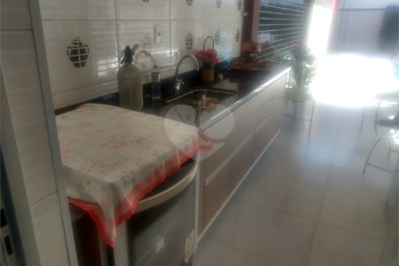 Casa à venda com 3 quartos, sendo 1 suíte, no Centro, Itapetininga, SP