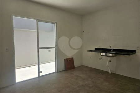 Casa à venda com 2 suítes em Jardim Pinheiros, São Paulo, SP
