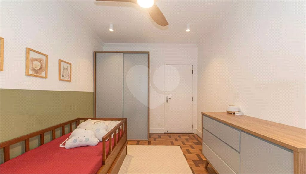 Sobrado à venda com 4 quartos, sendo 1 suíte,  em Cidade Monções, São Paulo, SP